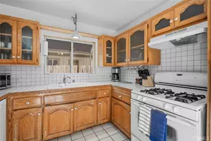 6285 Conifer, Wrightwood, CA 92397 - Photo 10