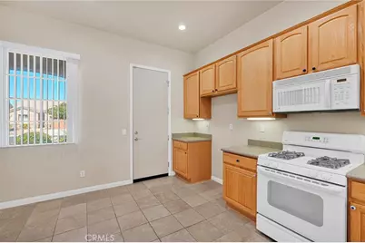 10461 Bridge Haven, Apple Valley, CA 92308 - Photo 12