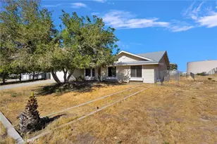 11725 Chisholm Trail, Victorville, CA 92392 - Photo 6