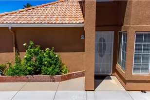 13636 Cordelia, Victorville, CA 92392 - Photo 4