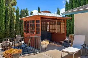 11631 Whitehaven, Oak Hills, CA 92344 - Photo 62