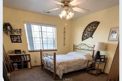 11631 Whitehaven, Oak Hills, CA 92344 - Photo 40