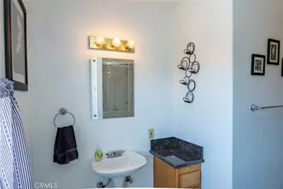 11631 Whitehaven, Oak Hills, CA 92344 - Photo 46