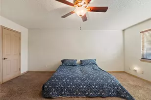 15850 Elcona, Victorville, CA 92395 - Photo 28