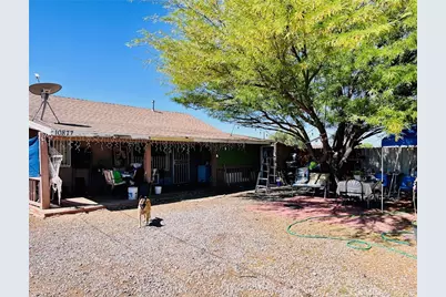 10877 Chamberlaine Way, Adelanto, CA 92301 - Photo 8