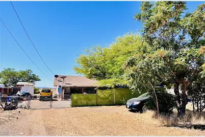 10877 Chamberlaine Way, Adelanto, CA 92301 - Photo 10