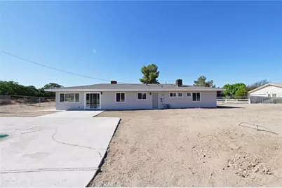 18190 Hiawatha Road, Apple Valley, CA 92307 - Photo 24