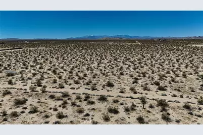 1820 Milky Way, Joshua Tree, CA 92252 - Photo 8