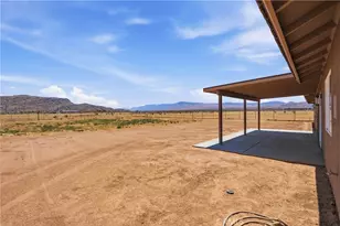 13119 Candlewood, Apple Valley, CA 92308 - Photo 32