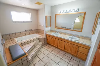 18633 Kamana, Apple Valley, CA 92307 - Photo 24