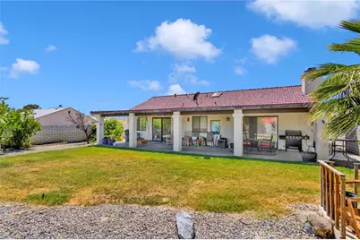 27211 Silver Lakes, Helendale, CA 92342 - Photo 32