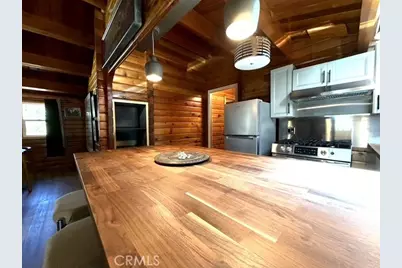 531 Mountain View, Wrightwood, CA 92397 - Photo 8