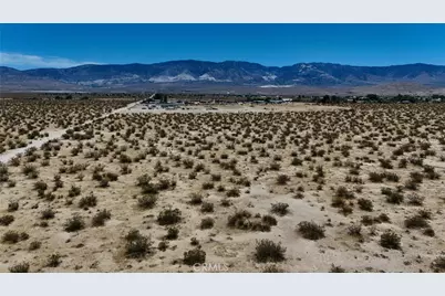 712 Fairlane, Lucerne Valley, CA 92356 - Photo 10