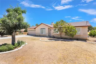 7335 Dayton, Hesperia, CA 92345 - Photo 4