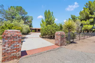 19955 Chickasaw Road, Apple Valley, CA 92307 - Photo 48