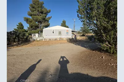 10623 Desert View, Pinon Hills, CA 92372 - Photo 12