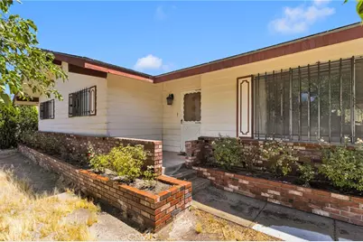 28015 Church, Barstow, CA 92311 - Photo 2