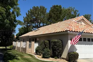 11574 Mountain Meadow, Apple Valley, CA 92308 - Photo 2