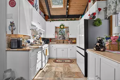 1488 Linnet, Wrightwood, CA 92397 - Photo 12