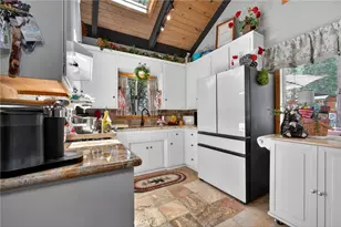 1488 Linnet, Wrightwood, CA 92397 - Photo 16