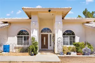1220 Hollister, Pinon Hills, CA 92372 - Photo 4