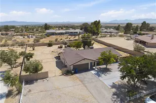 18405 Owatonna, Apple Valley, CA 92307 - Photo 2