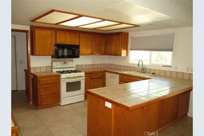15412 Myalon Road, Apple Valley, CA 92307 - Photo 14