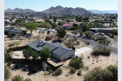 15412 Myalon Road, Apple Valley, CA 92307 - Photo 48