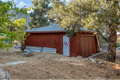 7685 Wintergreen, Wrightwood, CA 92397 - Photo 30