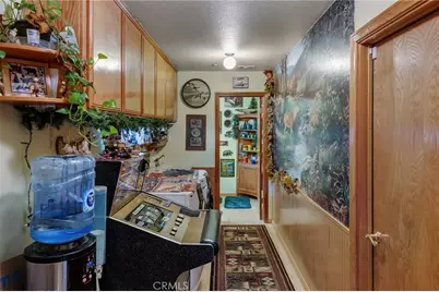 7685 Wintergreen, Wrightwood, CA 92397 - Photo 10