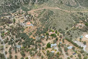 7685 Wintergreen, Pinon Hills, CA 92397 - Photo 38