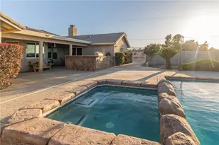 11526 Prairie, Oak Hills, CA 92344 - Photo 40