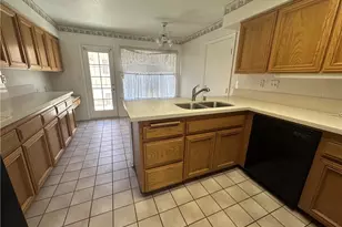 11553 Francisco Pl, Apple Valley, CA 92308 - Photo 14