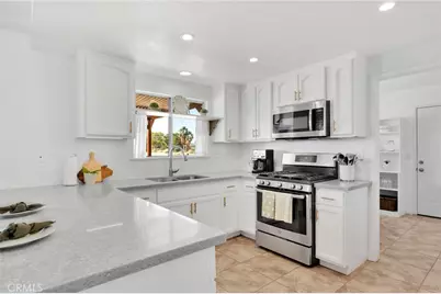 22672 El Centro Road, Apple Valley, CA 92307 - Photo 2