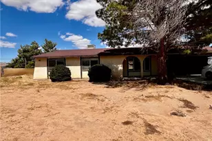 15375 Cheyenne Rd, Apple Valley, CA 92307 - Photo 2