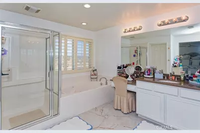 14911 Sunset Gardens Court, Victorville, CA 92394 - Photo 46