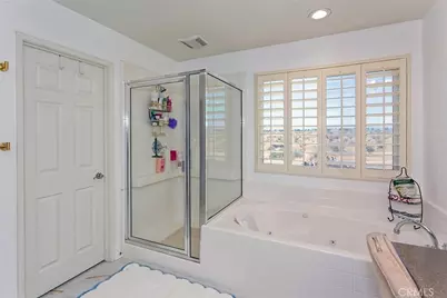 14911 Sunset Gardens Court, Victorville, CA 92394 - Photo 48