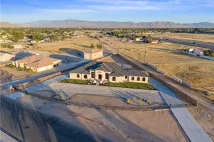 20721 Standing Rock, Apple Valley, CA 92307 - Photo 2