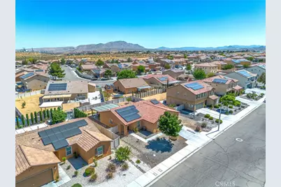 14348 Chumash, Victorville, CA 92394 - Photo 20