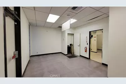 16990 Bear Valley Road, Victorville, CA 92395 - Photo 22