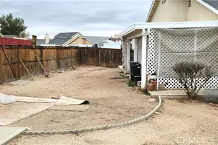 12418 Highgate Ave, Victorville, CA 92395 - Photo 6