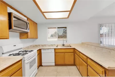 15498 Washoan, Apple Valley, CA 92307 - Photo 14