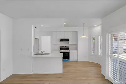 7600 Jacaranda Avenue, Fontana, CA 92336 - Photo 10
