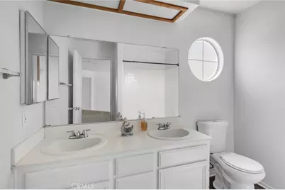7600 Jacaranda Avenue, Fontana, CA 92336 - Photo 28
