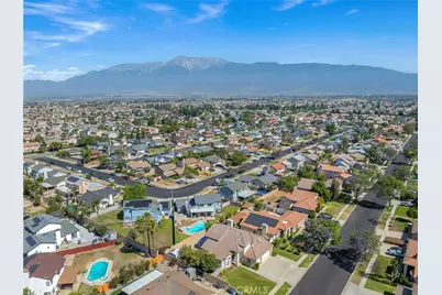 7600 Jacaranda Avenue, Fontana, CA 92336 - Photo 48