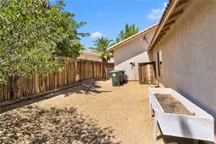 12551 Sonora, Victorville, CA 92392 - Photo 26