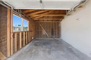 831 Las Amigas Dr, Barstow, CA 92311 - Photo 24