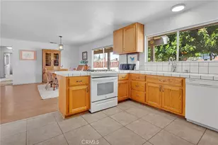 14204 Crow Rd, Apple Valley, CA 92307 - Photo 16