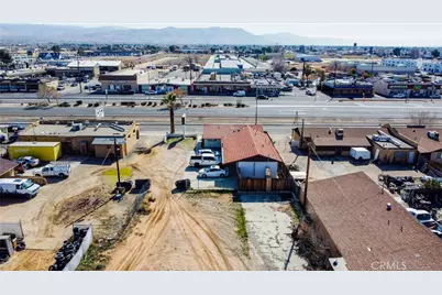 21948 US Highway 18, Apple Valley, CA 92307 - Photo 28
