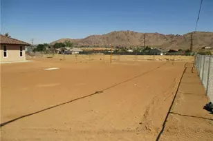 24980 Flint Rd, Apple Valley, CA 92307 - Photo 36